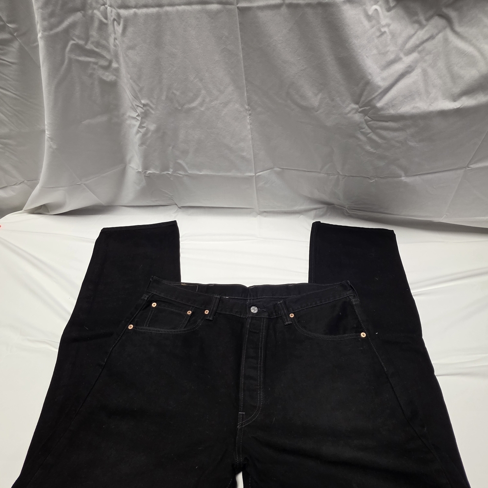 Levi's Men's Black Relaxed Jeans